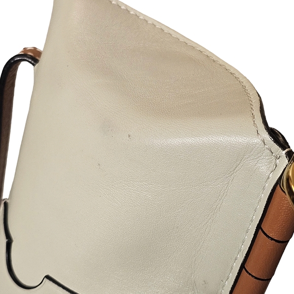 LOEWE GATE TWO-TONE BUCKET BAG - Picture 8 of 16